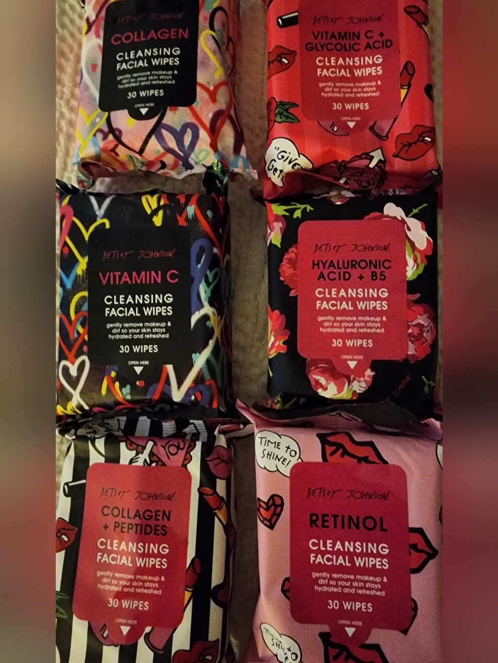 Betsey Johnson Cleansing Facial Wipes 30 Ct NEW VARIETY. Choose In Live Show.